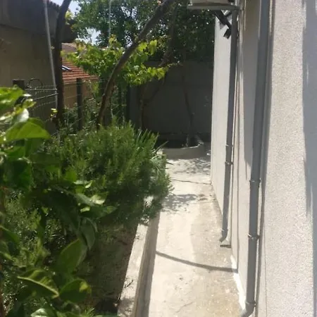 Nora Apartman
